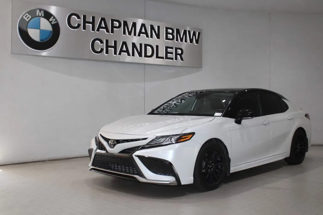 2023 Toyota Camry XSE V6 photo 1