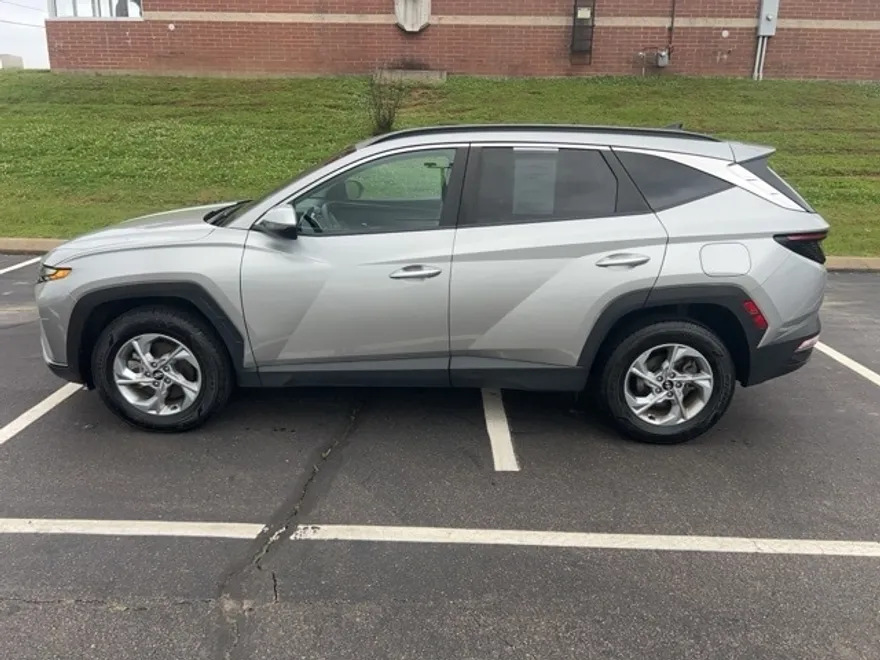 2023 Hyundai Tucson SEL photo 1
