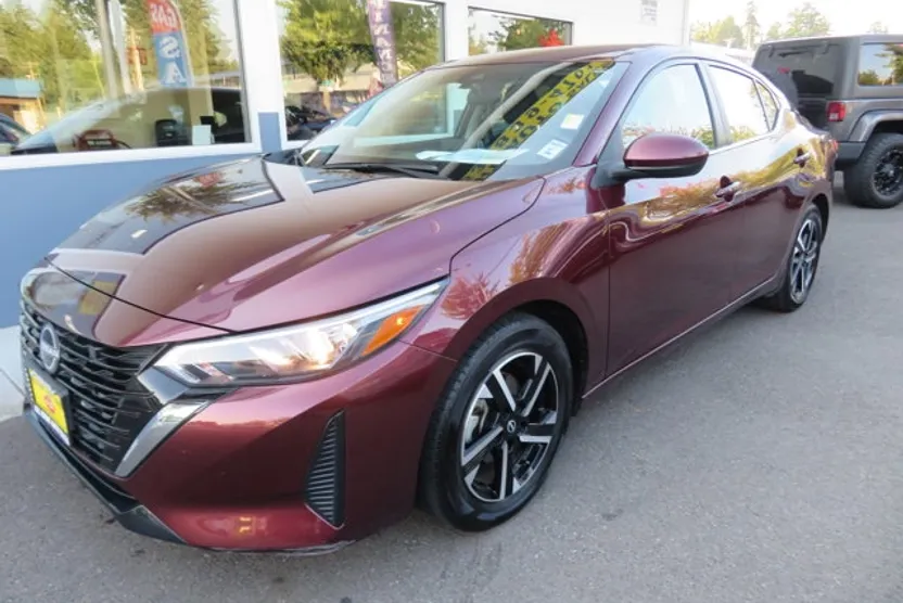 2024 Nissan Sentra SV photo 1