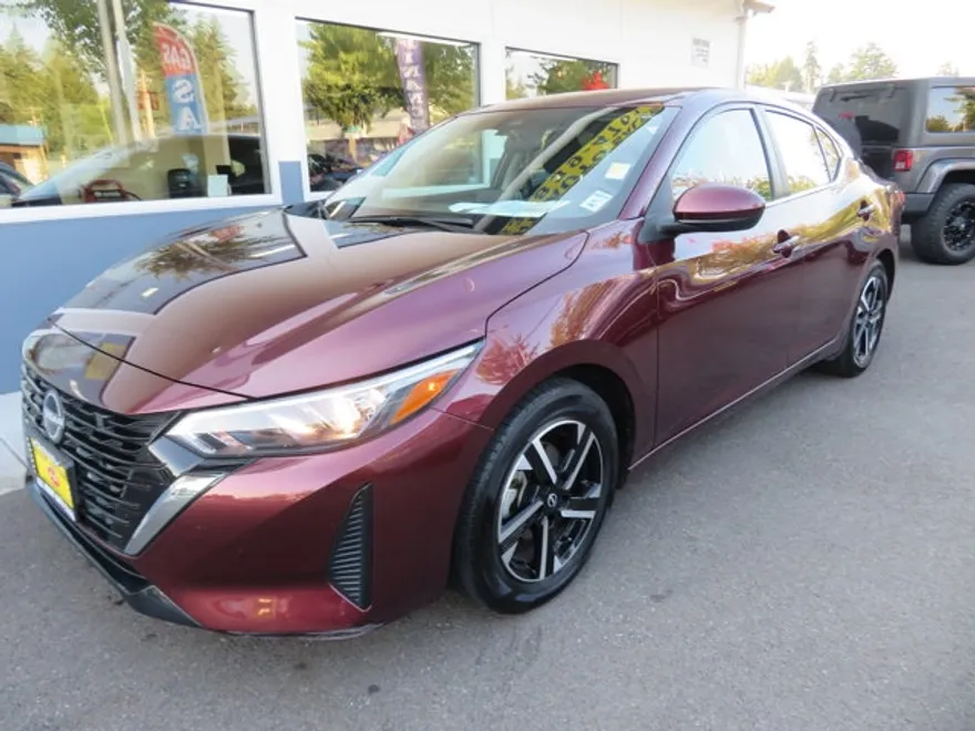 2024 Nissan Sentra SV photo 1