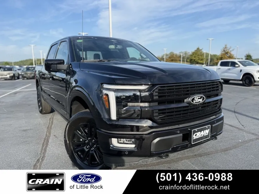 2025 Ford F-150 Platinum photo 1