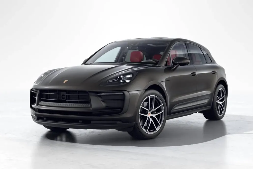 2026 Porsche Macan T photo 1