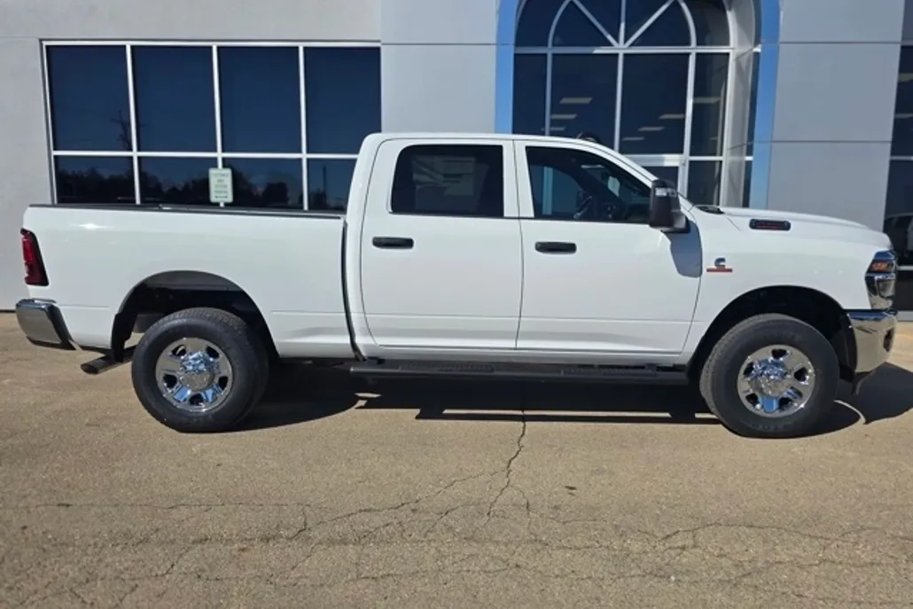 2026 Ram 2500 Tradesman photo 1
