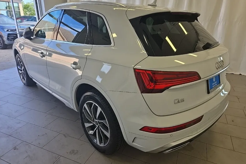2022 Audi Q5 45 S line Premium photo 1