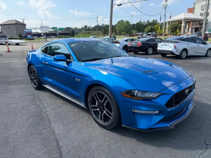 2019 Ford Mustang GT photo 1