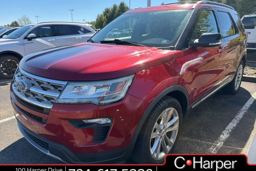 2018 Ford Explorer XLT photo 1