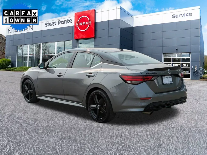 2023 Nissan Sentra SR photo 1