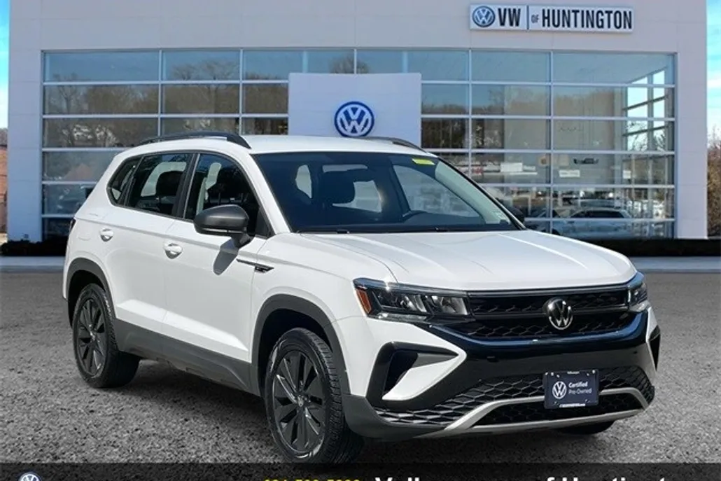 2022 Volkswagen Taos S photo 1