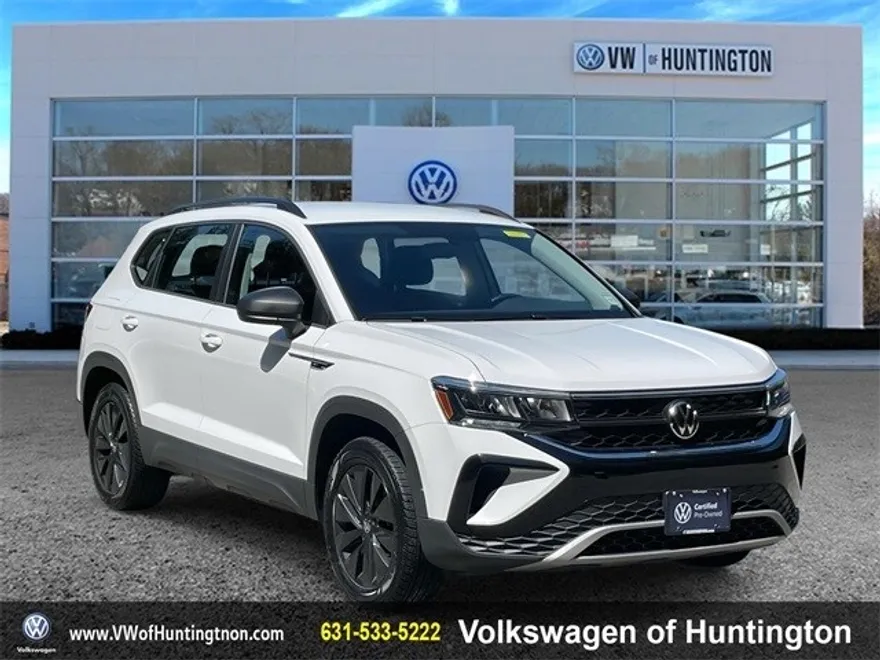 2022 Volkswagen Taos S photo 1
