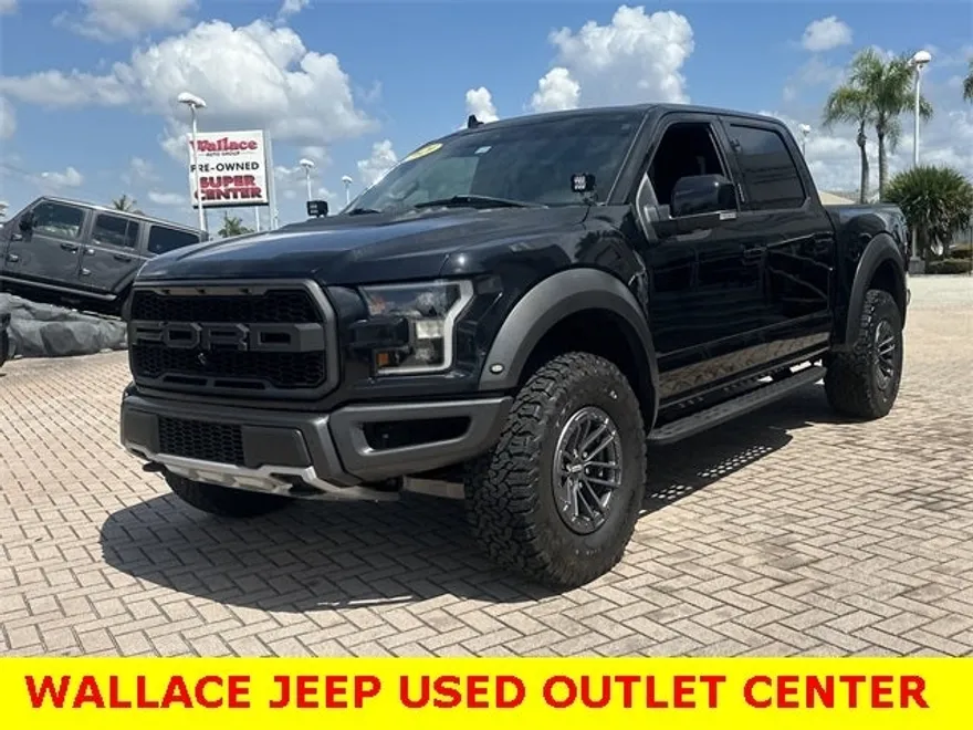 2020 Ford F-150 Raptor photo 1