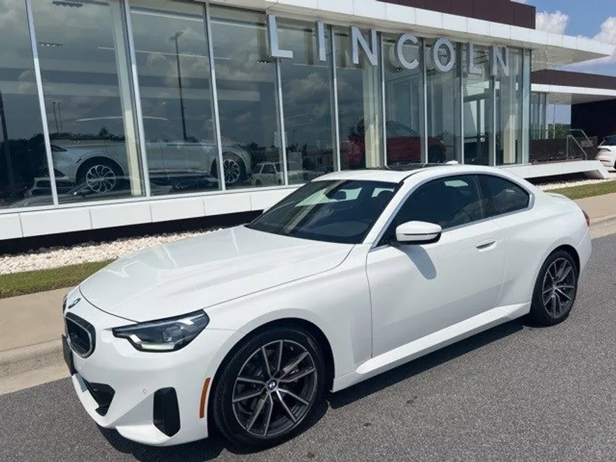 2022 Bmw 230i photo 1