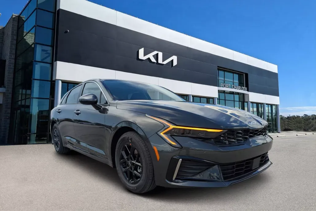 2026 Kia K5 LXS photo 1