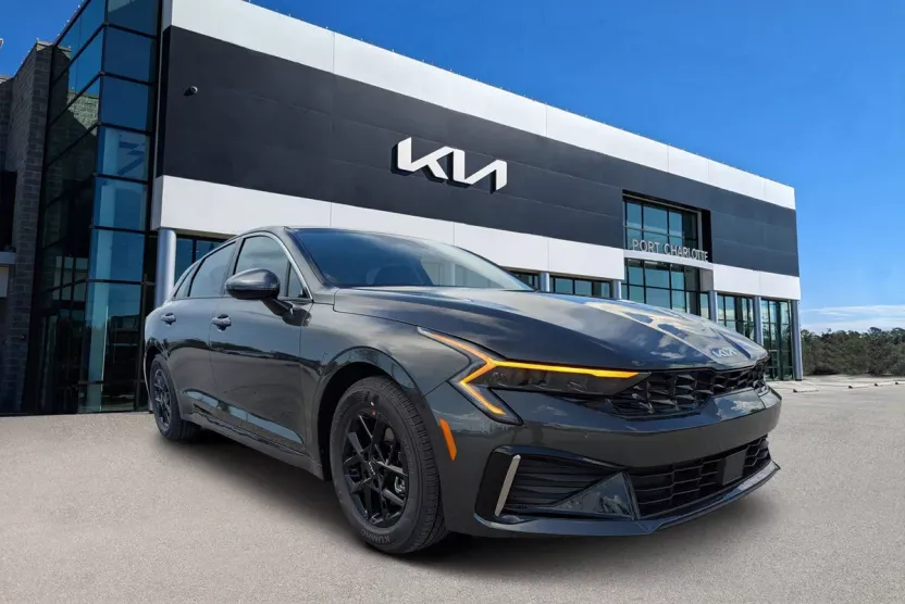 2026 Kia K5 LXS photo 1