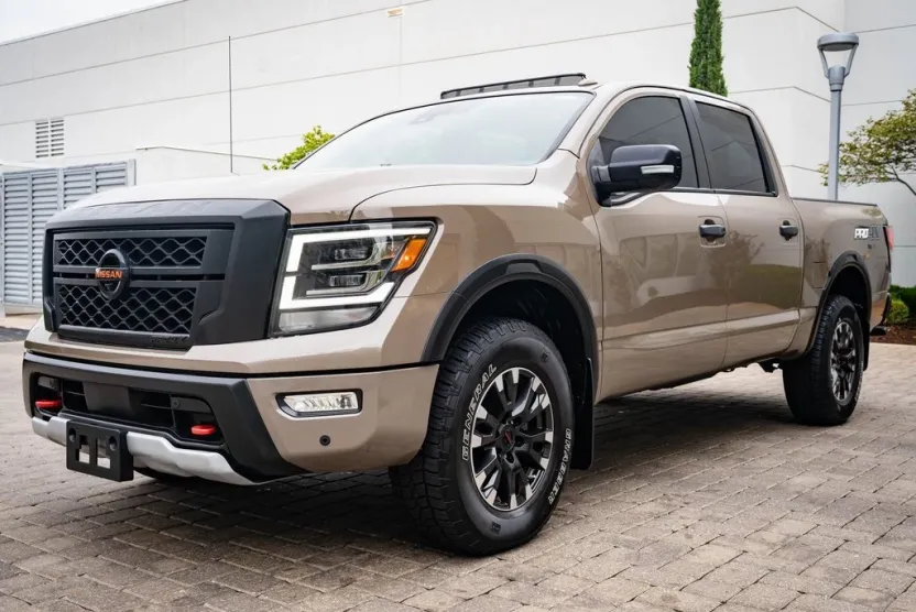 2021 Nissan Titan PRO-4X photo 1