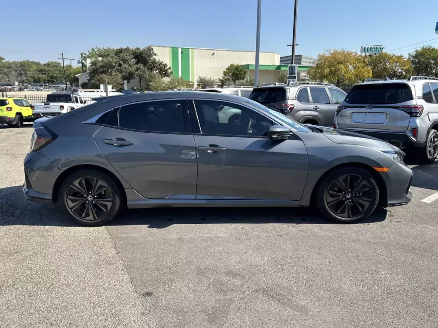 2019 Honda Civic EX Hatchback photo 1