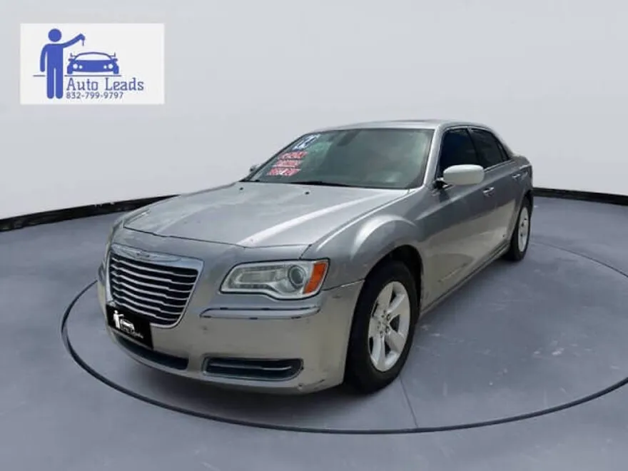 2014 Chrysler 300 Base photo 1
