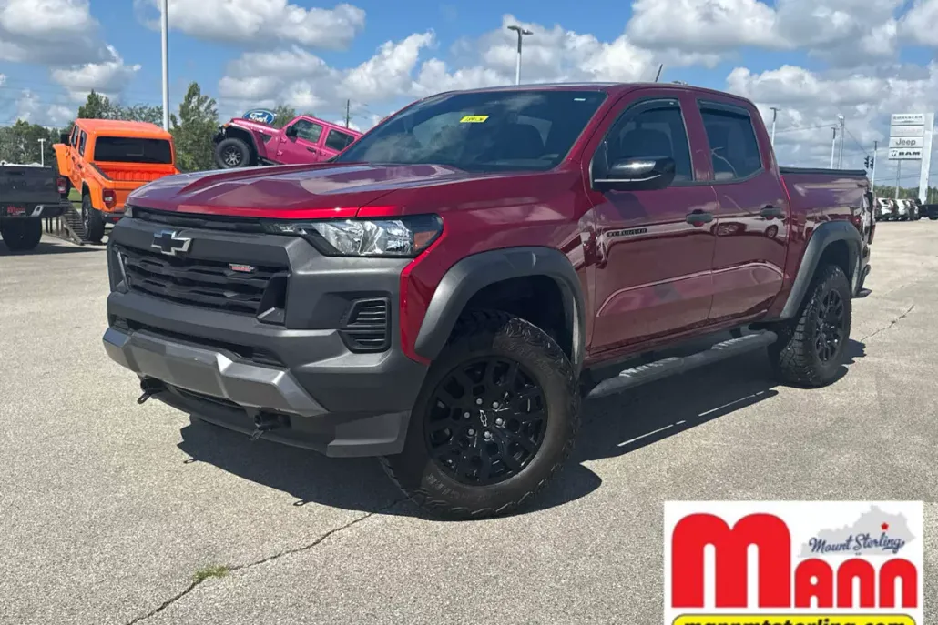 2024 Chevrolet Colorado Trail Boss photo 1