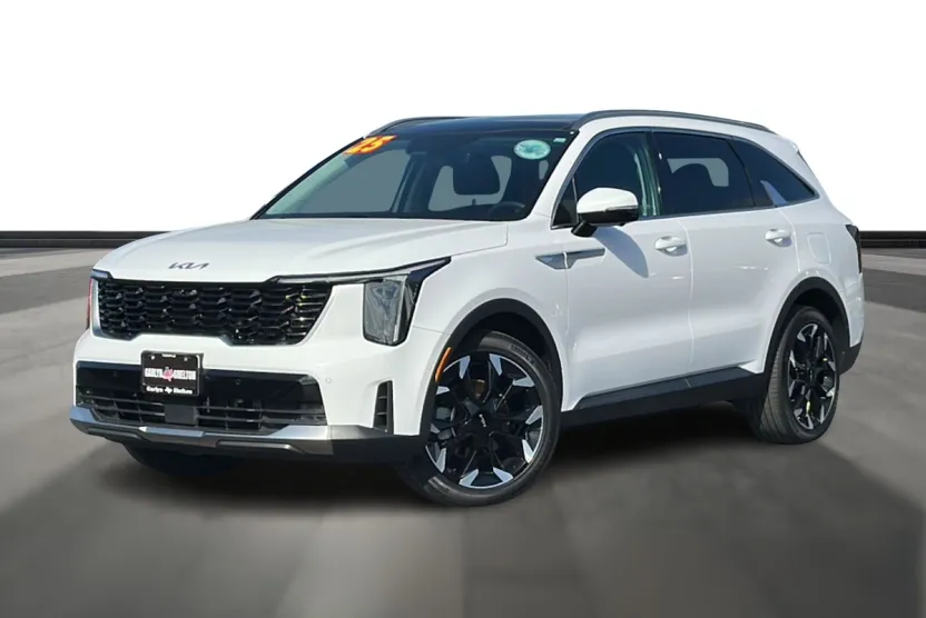 2025 Kia Sorento SX photo 1