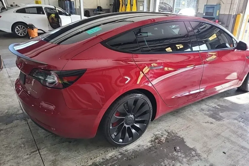 2021 Tesla Model 3 Performance photo 1