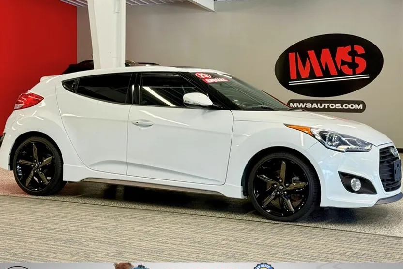 2013 Hyundai Veloster Turbo photo 1