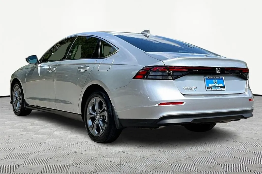 2024 Honda Accord EX photo 1