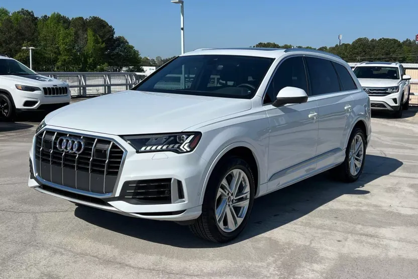 2024 Audi Q7 Premium photo 1