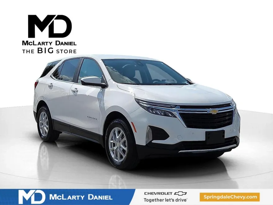 2024 Chevrolet Equinox LT photo 1
