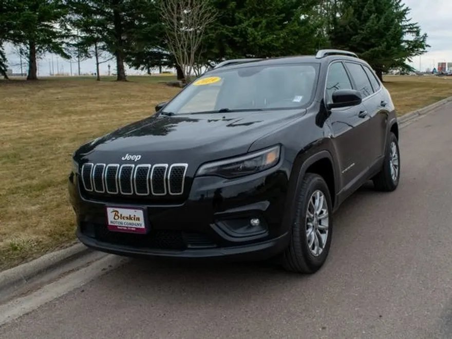 2019 Jeep Cherokee Latitude photo 1