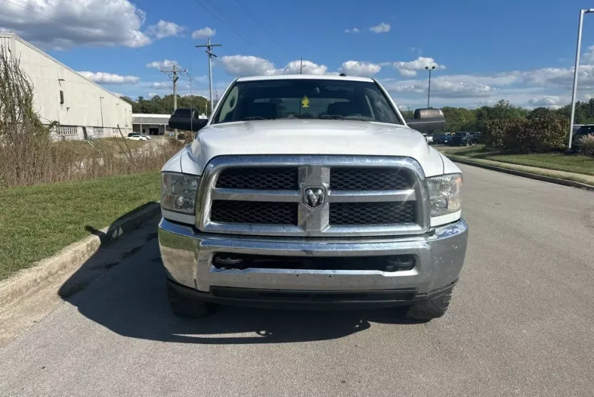 2017 Ram 2500 Tradesman photo 1