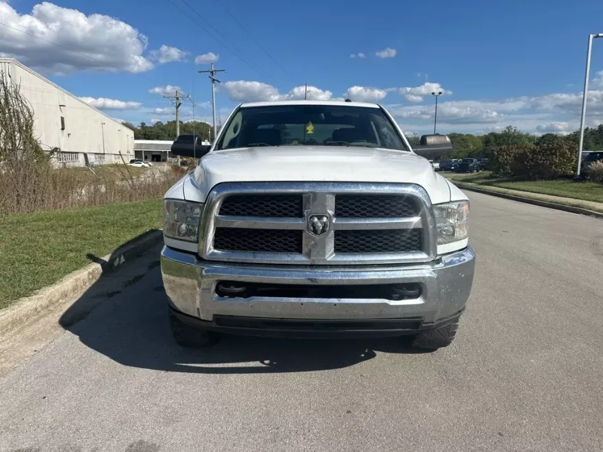 2017 Ram 2500 Tradesman photo 1
