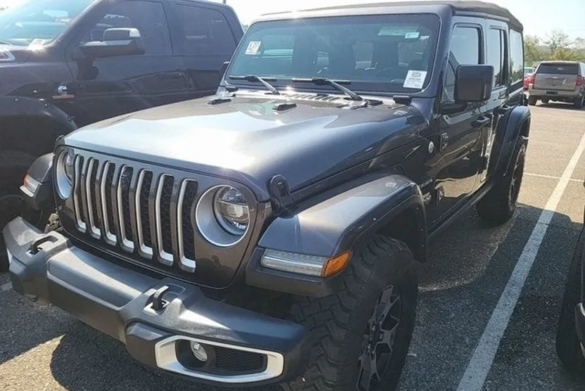 2022 Jeep Wrangler Unlimited Sahara photo 1