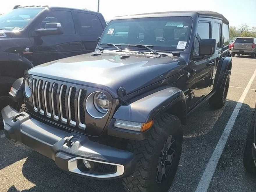 2022 Jeep Wrangler Unlimited Sahara photo 1