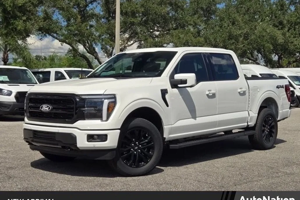2025 Ford F-150 Lariat photo 1
