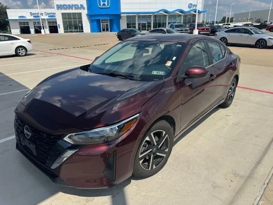 2024 Nissan Sentra SV photo 1