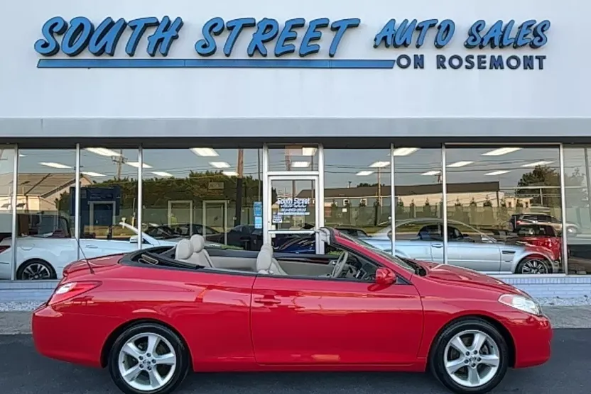 2005 Toyota Camry Solara SLE photo 1