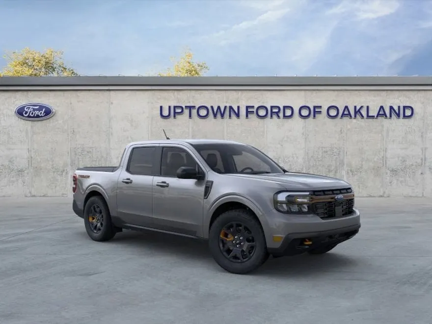 2024 Ford Maverick Lariat photo 1