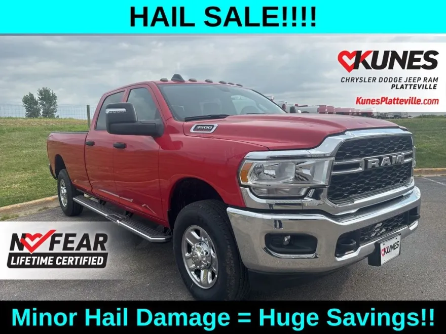 2024 Ram 3500 Tradesman photo 1