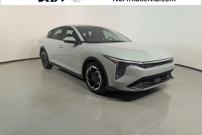 2025 Kia K4 EX photo 1
