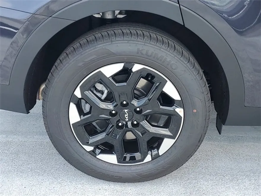 2026 Kia Sorento S photo 1