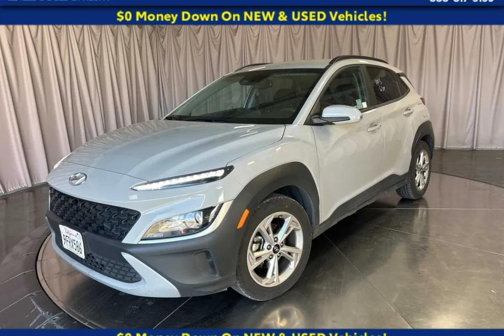 2023 Hyundai Kona SEL photo 1