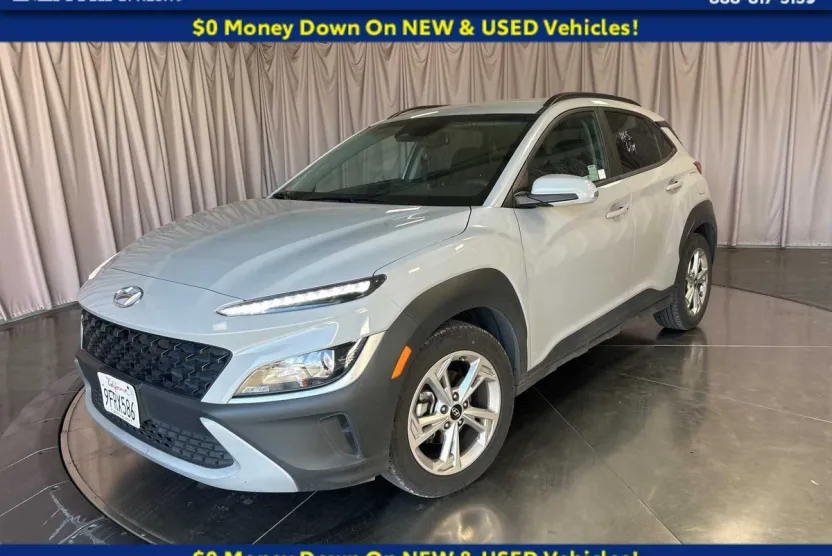 2023 Hyundai Kona SEL photo 1