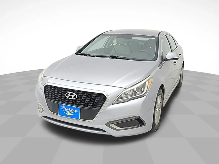 2016 Hyundai Sonata Hybrid SE photo 1