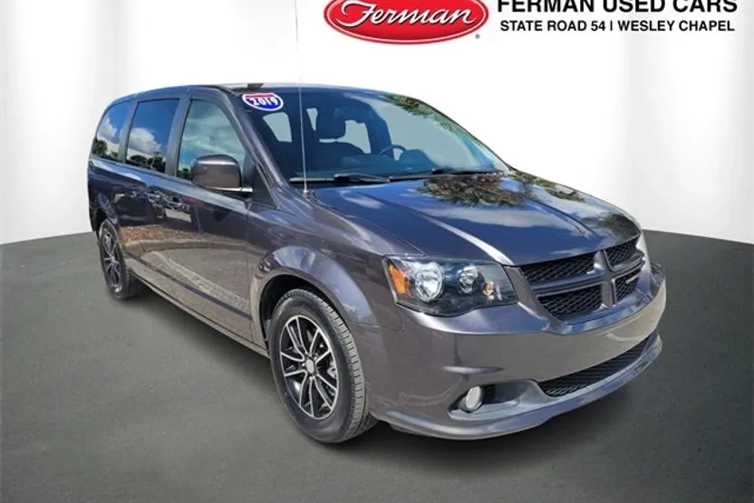 2019 Dodge Grand Caravan LE photo 1