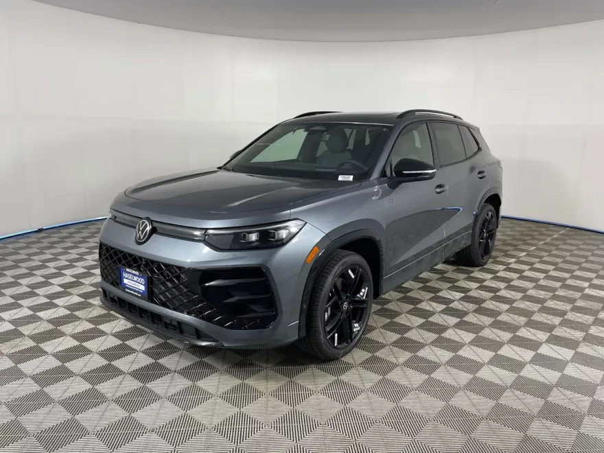 2025 Volkswagen Tiguan SE R-Line Black photo 1
