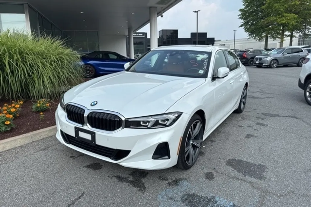 2024 Bmw 330i xDrive photo 1