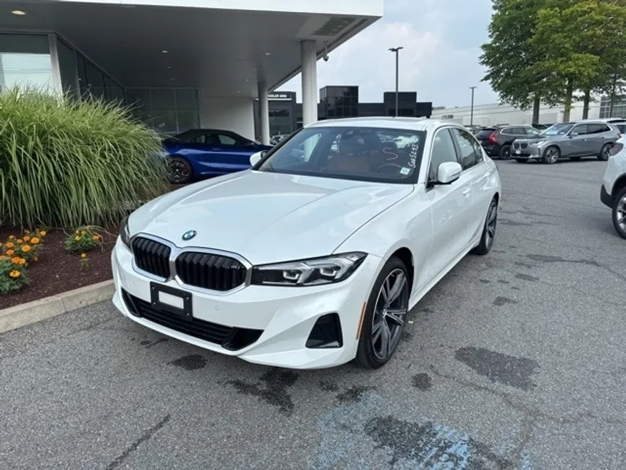 2024 Bmw 330i xDrive photo 1