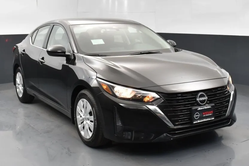 2025 Nissan Sentra S photo 1