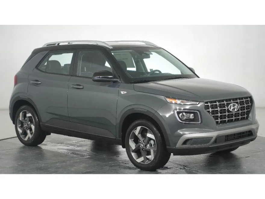 2025 Hyundai Venue Limited photo 1