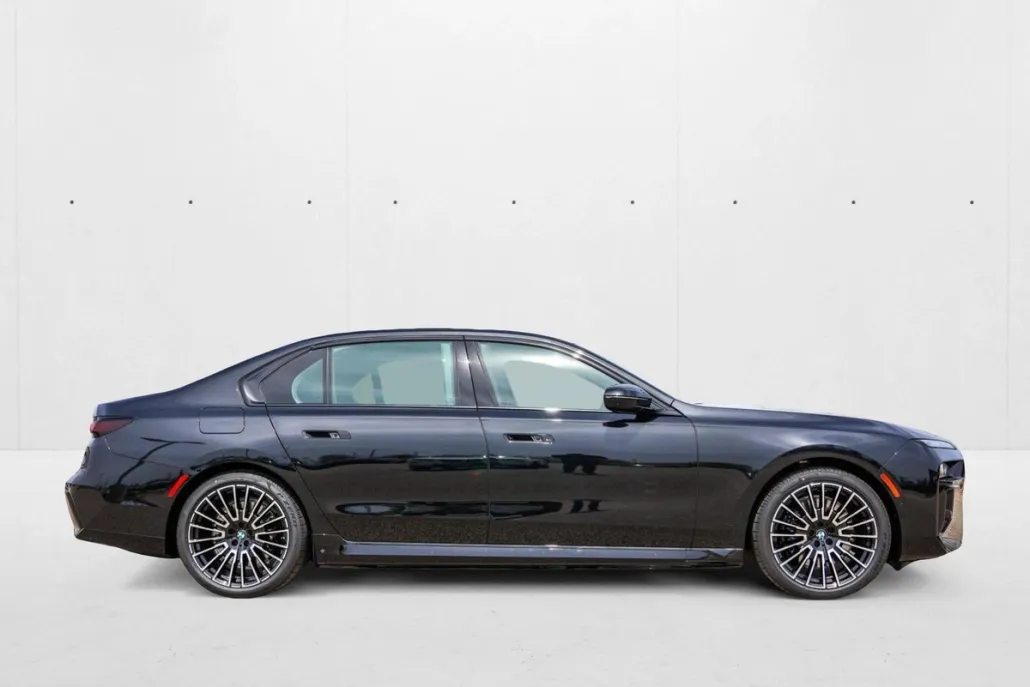 2025 Bmw i7 xDrive60 photo 1
