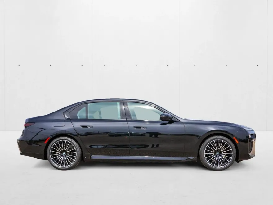 2025 Bmw i7 xDrive60 photo 1